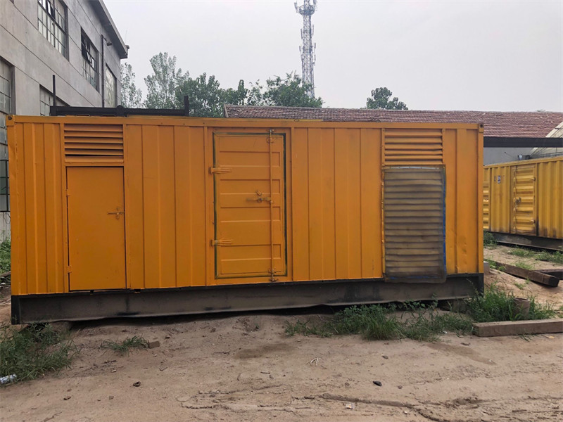 淄博发电机出租进行负载测试时，电瓶电量不足的具体判断标准是什么？